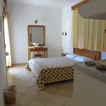 Nostos Golden アパートホテル