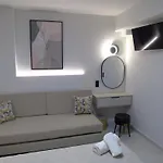 アパートホテル Nostos Golden